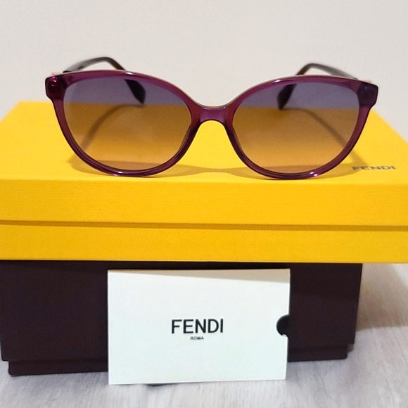 Authentic Fendi Plum Cat Eye Sunglasses New - Picture 2 of 10